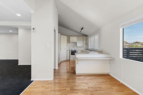 Photo of property in 149f Heta Road, Highlands Park, New Plymouth, 4312