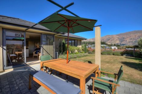 Photo of property in 45 Kings Drive, Wanaka, 9305
