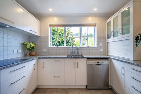 Photo of property in 2 Sisam Place, Whakatane, 3120