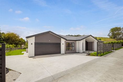 Photo of property in 29 Pukemarino Road, Waimauku, 0812