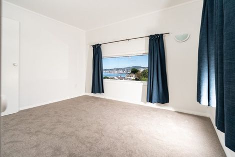 Photo of property in 2/72 Homebush Road, Khandallah, Wellington, 6035