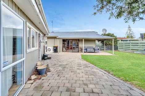 Photo of property in 34 John F Kennedy Drive, Milson, Palmerston North, 4414