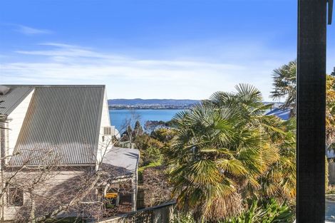 Photo of property in 16 Mayall Avenue, Beach Haven, Auckland, 0626