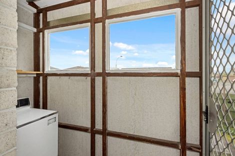 Photo of property in 1/18 Leonie Place, Aranui, Christchurch, 8061