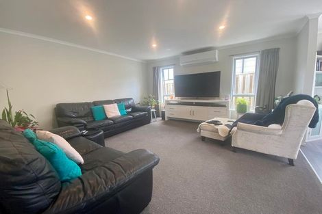 Photo of property in 53 Anselmi Ridge Road, Pukekohe, 2120