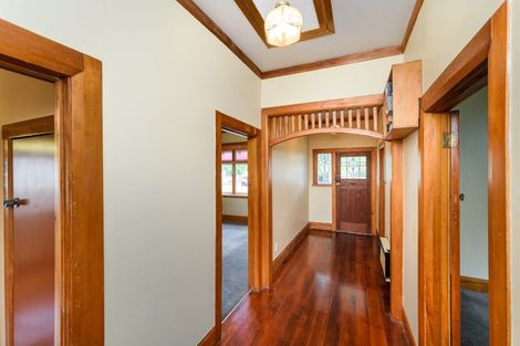 Photo of property in 9 Burns Avenue, Takaro, Palmerston North, 4412