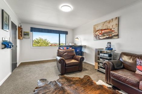 Photo of property in 10 Sunninghurst Drive, Fairfield, Dunedin, 9018