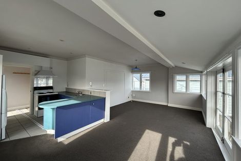 Photo of property in 1/26 Austin Street, Mount Victoria, Wellington, 6011