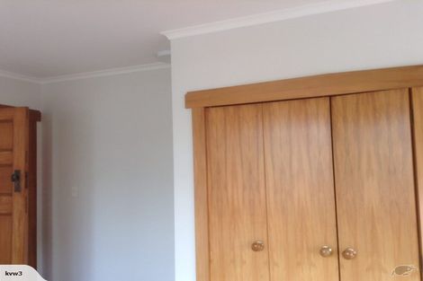 Photo of property in 34 Queensway, Three Kings, Auckland, 1024