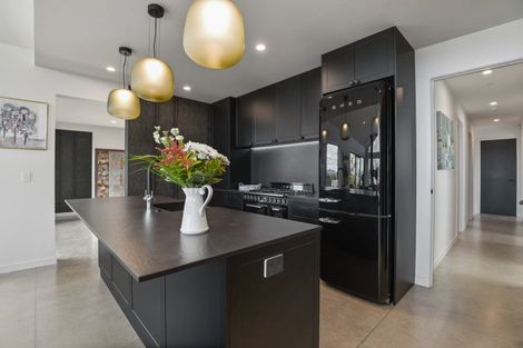 Photo of property in 162 Kawaha Point Road, Kawaha Point, Rotorua, 3010