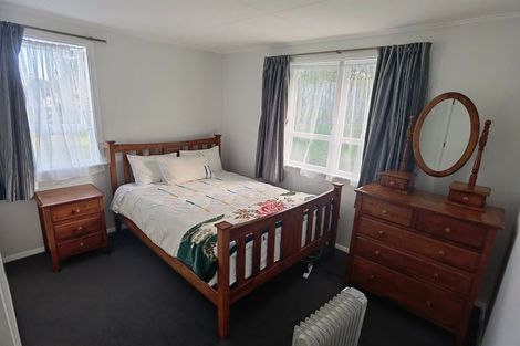 Photo of property in 21 Desert Gold Street, Ascot Park, Porirua, 5024