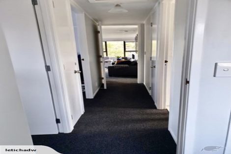 Photo of property in 5 Crystal Place, Pukehangi, Rotorua, 3015