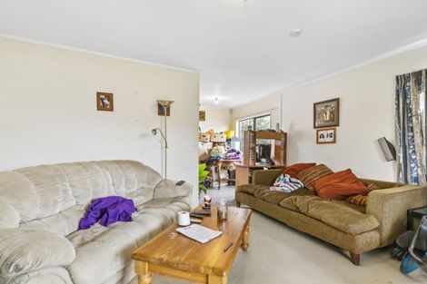 Photo of property in 1/33 Secretariat Place, Randwick Park, Auckland, 2105
