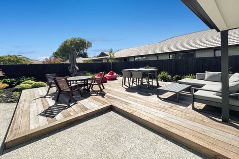 Photo of property in 14 Elmslie Grove, Halswell, Christchurch, 8025