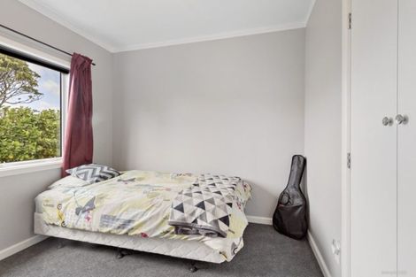 Photo of property in 1 Glentui Grove, Khandallah, Wellington, 6035