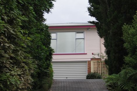 Photo of property in 9 Park Road, Glenfield, Auckland, 0629