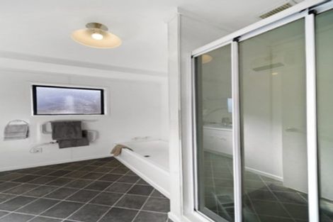 Photo of property in 1/32 Greenhill Crescent, Pakuranga, Auckland, 2010