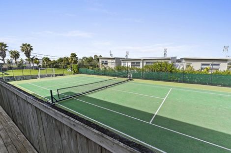 Photo of property in 126 Maire Road, Orewa, 0931