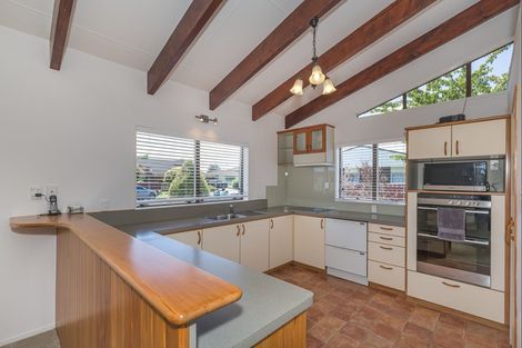 Photo of property in 66 Highbury Drive, Levin, 5510