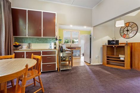 Photo of property in 21 Defoe Place, Waltham, Christchurch, 8023