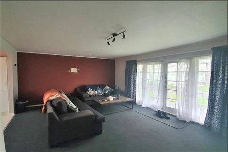 Photo of property in 2/1068 Fergusson Drive, Clouston Park, Upper Hutt, 5018