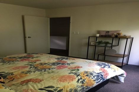 Photo of property in 135d Triangle Road, Massey, Auckland, 0614