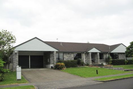Photo of property in 168 Walter Strevens Drive, Conifer Grove, Takanini, 2112