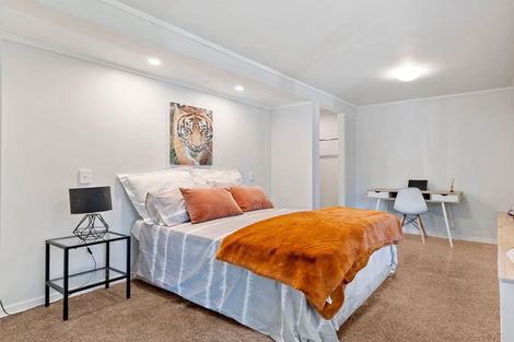 Photo of property in 31a Cockle Bay Road, Cockle Bay, Auckland, 2014