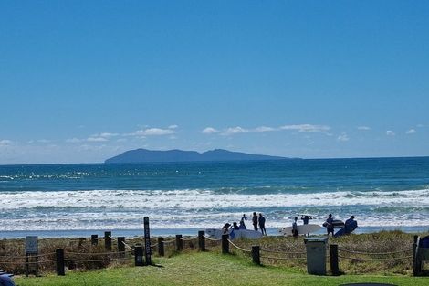 Photo of property in 32 The Terrace, Waihi Beach, 3611