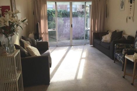 Photo of property in 136 Port Hills Road, Heathcote Valley, Christchurch, 8022