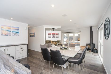 Photo of property in 47 Karina Terrace, Roslyn, Palmerston North, 4414