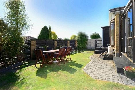 Photo of property in 11 Beeston Place, Redwood, Christchurch, 8051