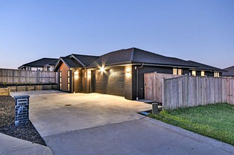 Photo of property in 24 Calder Crescent, Pokeno, 2402