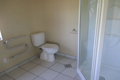 Photo of property in 35 Ruapehu Drive, Fitzherbert, Palmerston North, 4410