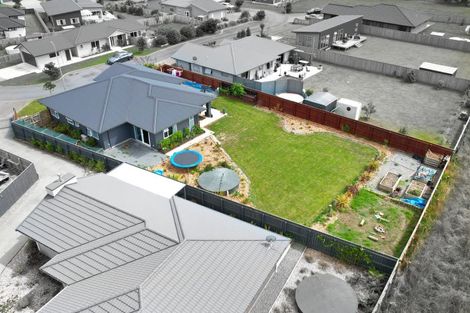 Photo of property in 11 Te Wiremu Lane, Otaki, 5512