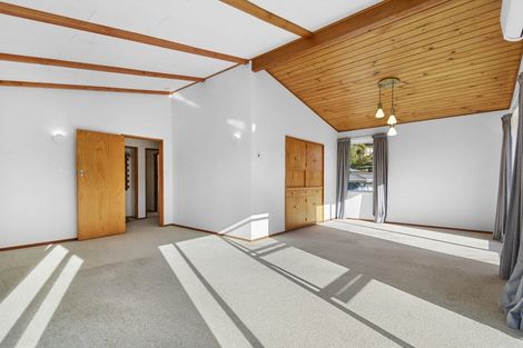 Photo of property in 76 Warwick Street, Wilton, Wellington, 6012