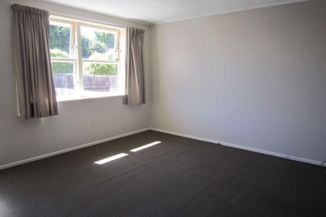 Photo of property in 2/264a Fergusson Drive, Heretaunga, Upper Hutt, 5018