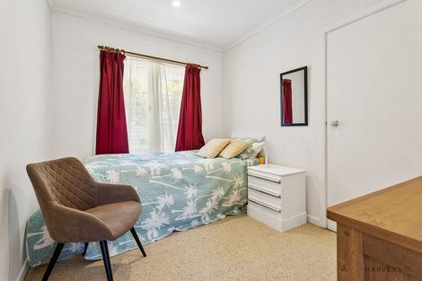 Photo of property in 48 Fairmount Road, Titirangi, Auckland, 0604