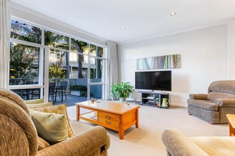 Photo of property in 36 Parkside Drive, Orewa, 0931
