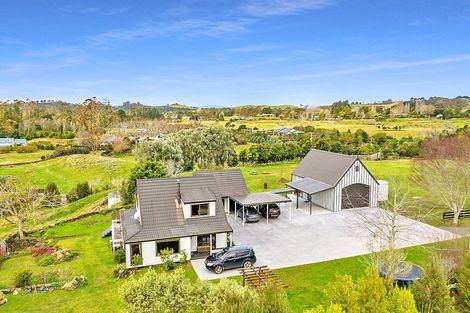 Photo of property in 70 Edmonds Road, Kerikeri, 0293
