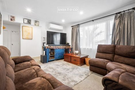 Photo of property in 8 Julian Place, Otara, Auckland, 2023