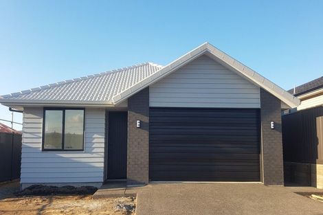 Photo of property in 18 Pioneer Crescent, Omokoroa, 3114
