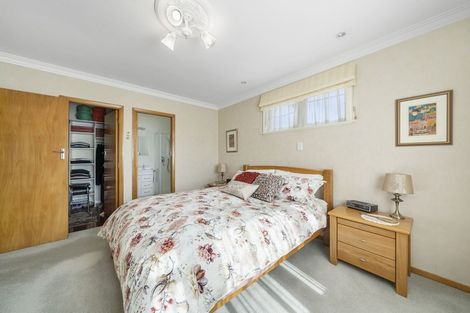 Photo of property in 12 Pempsey Street, Silverstream, Upper Hutt, 5019