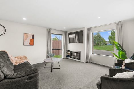 Photo of property in 40 Lansdowne Way, Rolleston, 7615