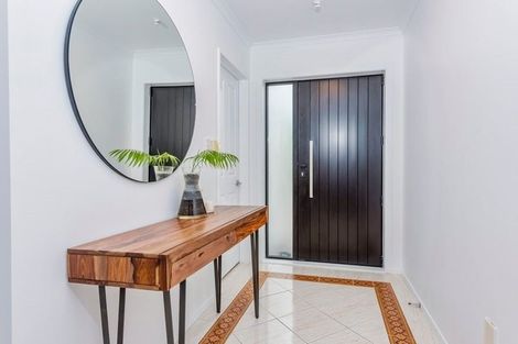 Photo of property in 11 Carnelian Court, Westgate, Auckland, 0614