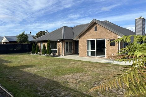 Photo of property in 42 Overbury Crescent, Rolleston, 7614