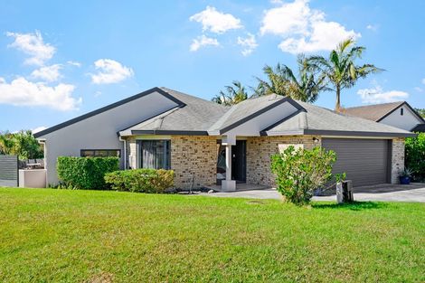 Photo of property in 35 Blue Heron Rise, Stanmore Bay, Whangaparaoa, 0932