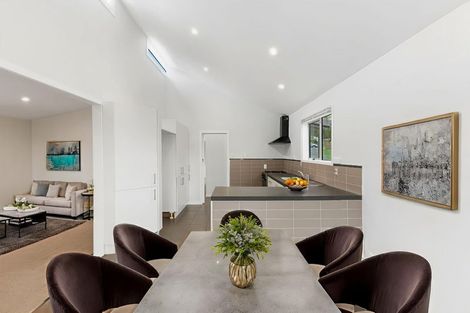 Photo of property in 21b Brian Crescent, Stanmore Bay, Whangaparaoa, 0932