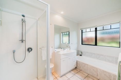 Photo of property in 3 Cabernet Close, Paraparaumu, 5032