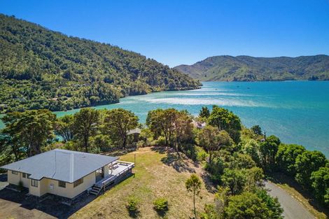 Photo of property in 3 Soucis Lane, Okiwi Bay, French Pass, 7193